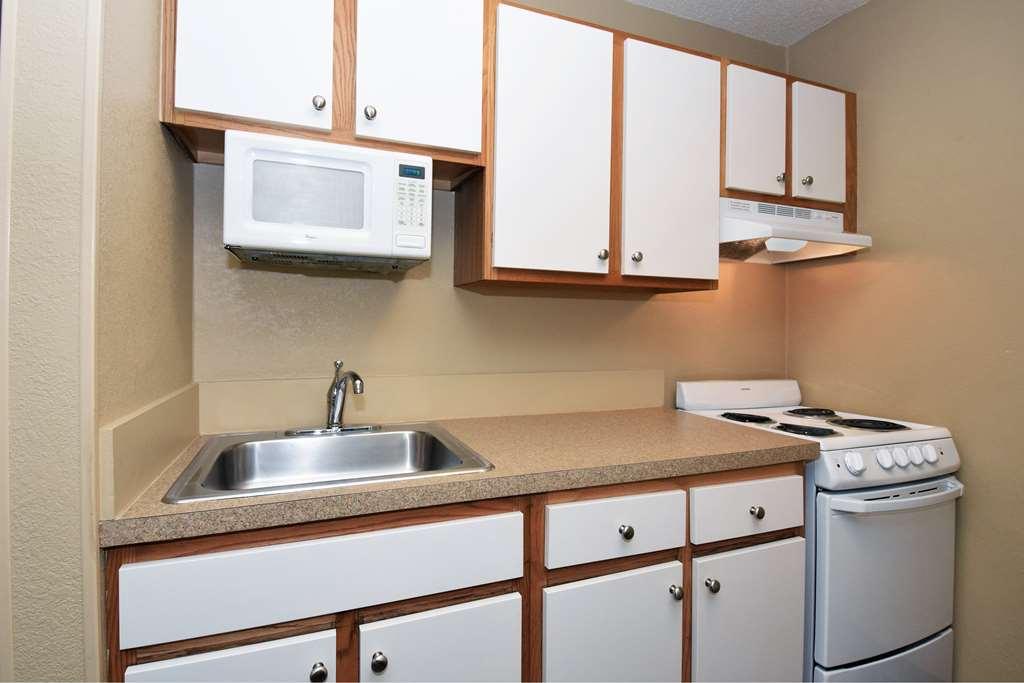 Extended Stay America Select Suites - Raleigh - Cary - Regency Parkway South Habitación foto