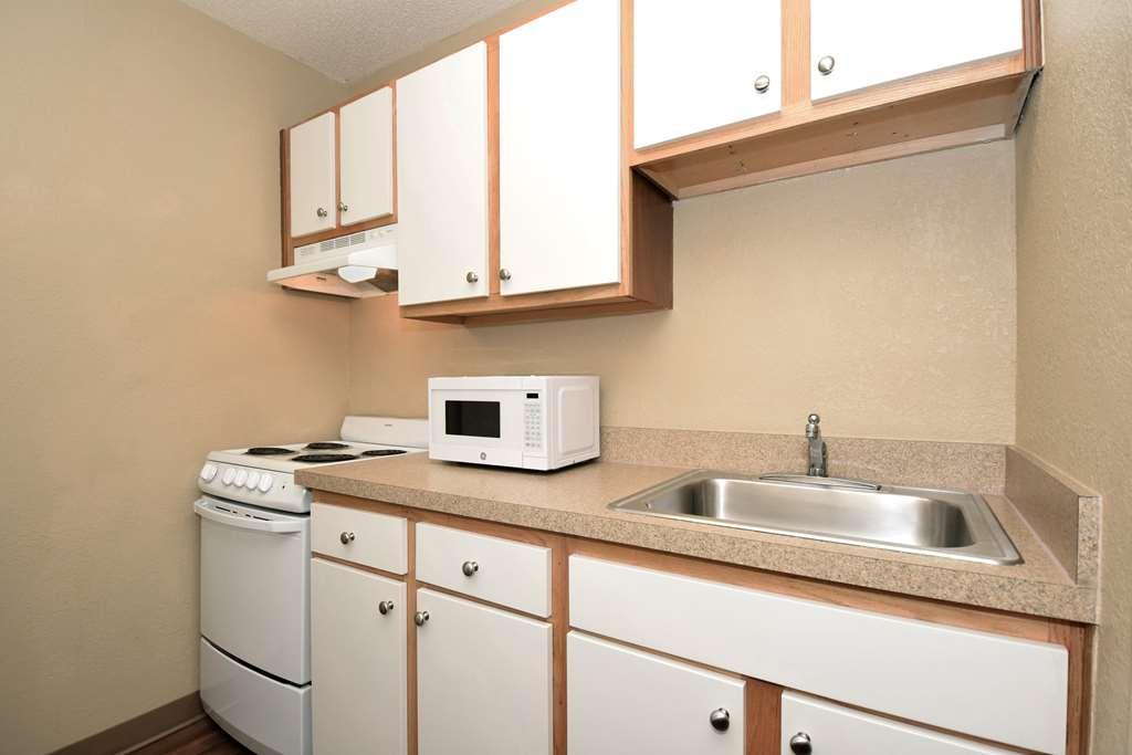 Extended Stay America Select Suites - Raleigh - Cary - Regency Parkway South Habitación foto