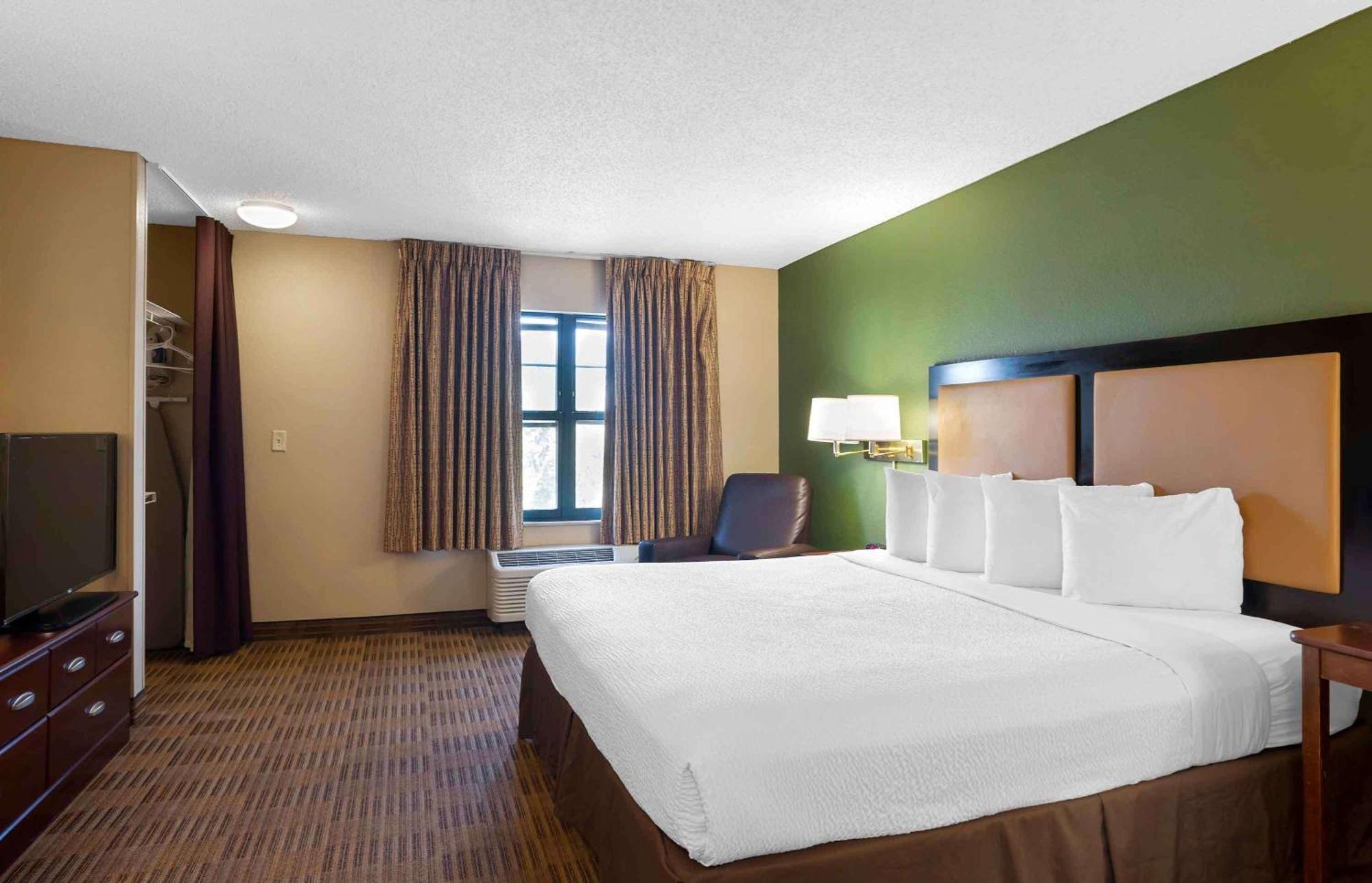 Extended Stay America Select Suites - Raleigh - Cary - Regency Parkway South Exterior foto