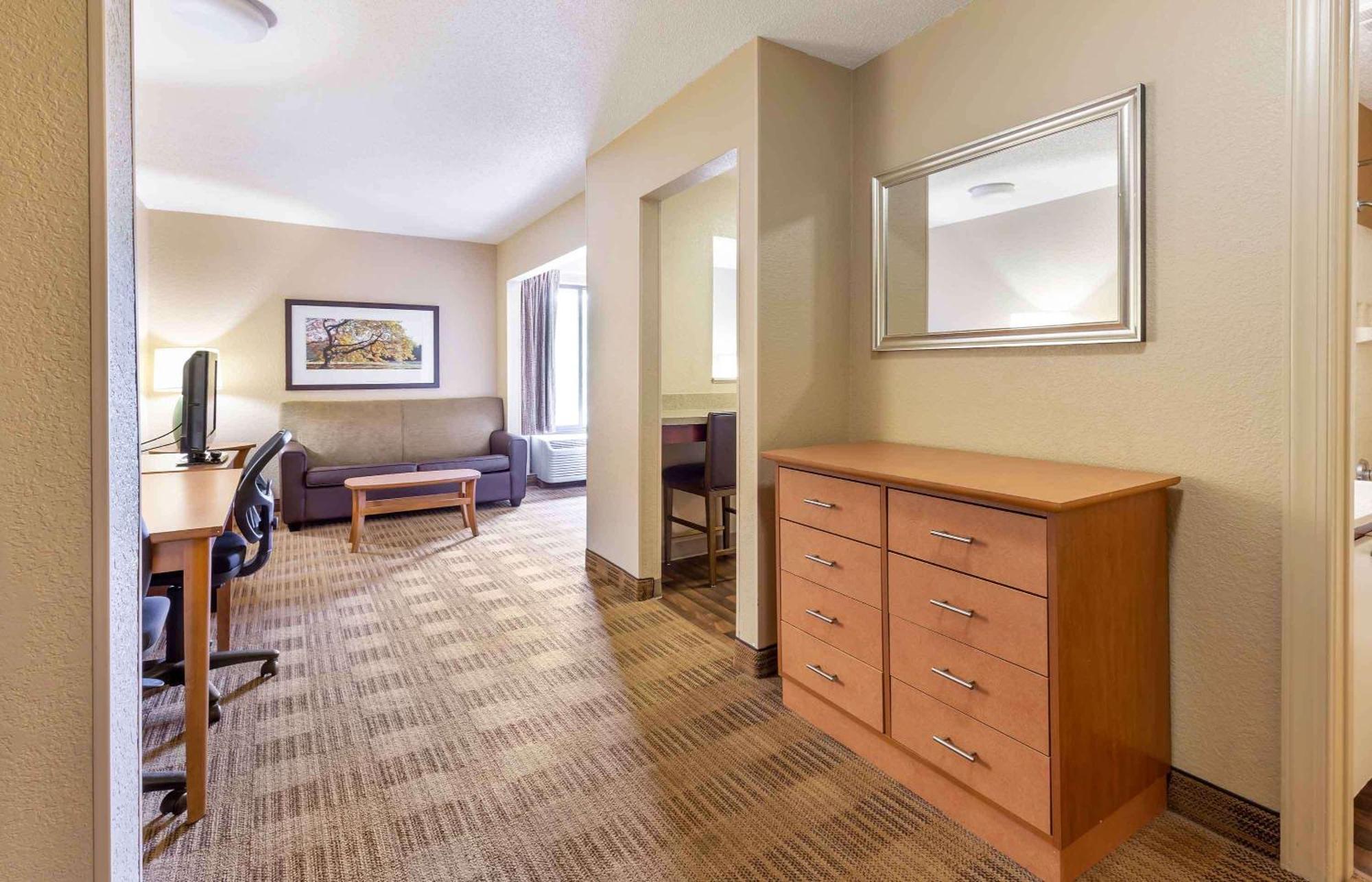 Extended Stay America Select Suites - Raleigh - Cary - Regency Parkway South Exterior foto