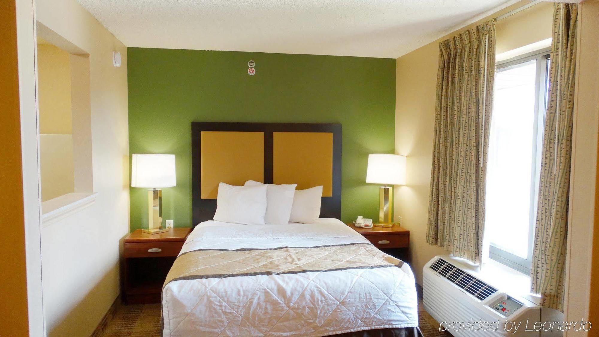 Extended Stay America Select Suites - Raleigh - Cary - Regency Parkway South Exterior foto